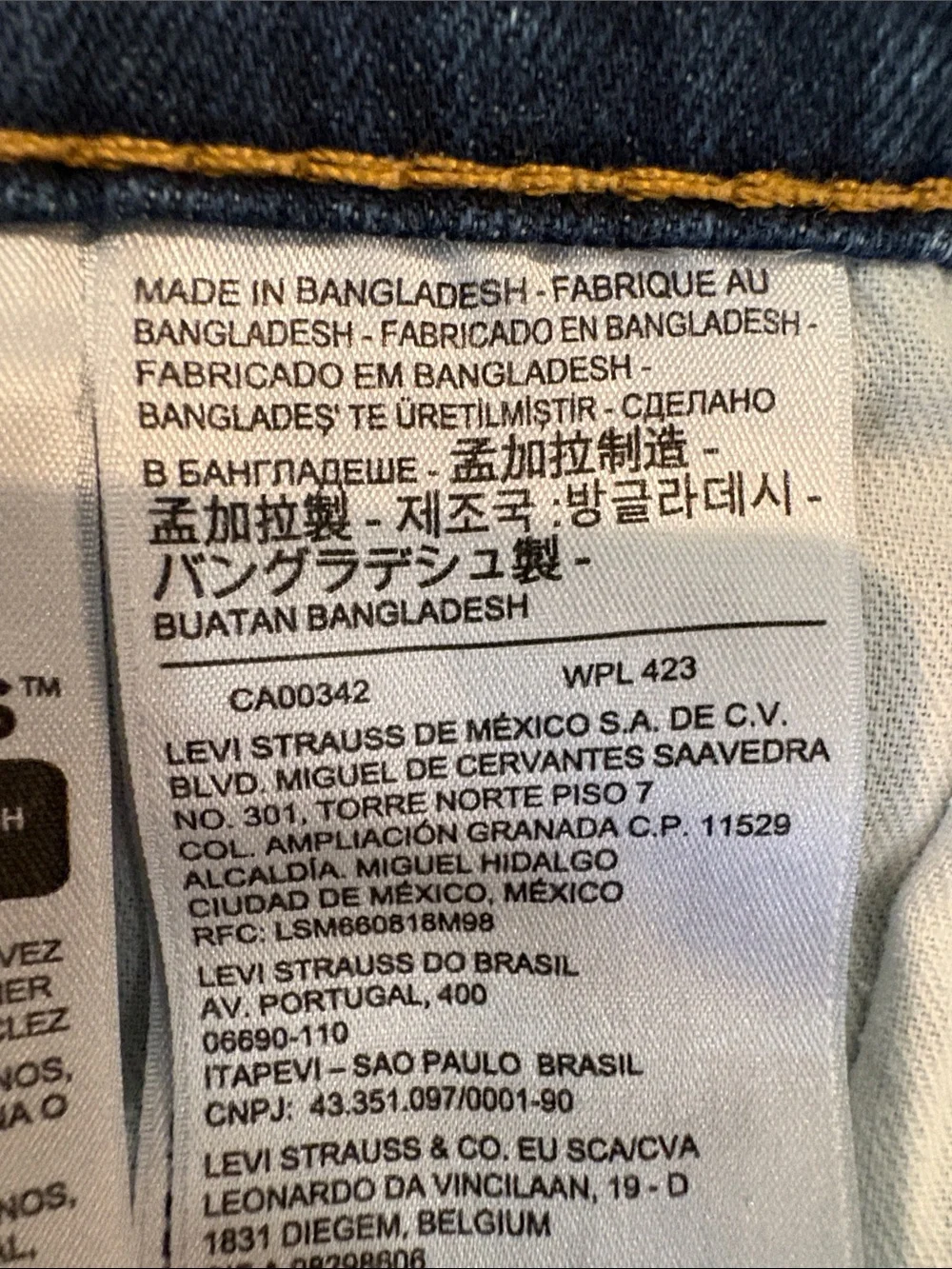 Levi's Men's 502 Blue Jeans. 34X32